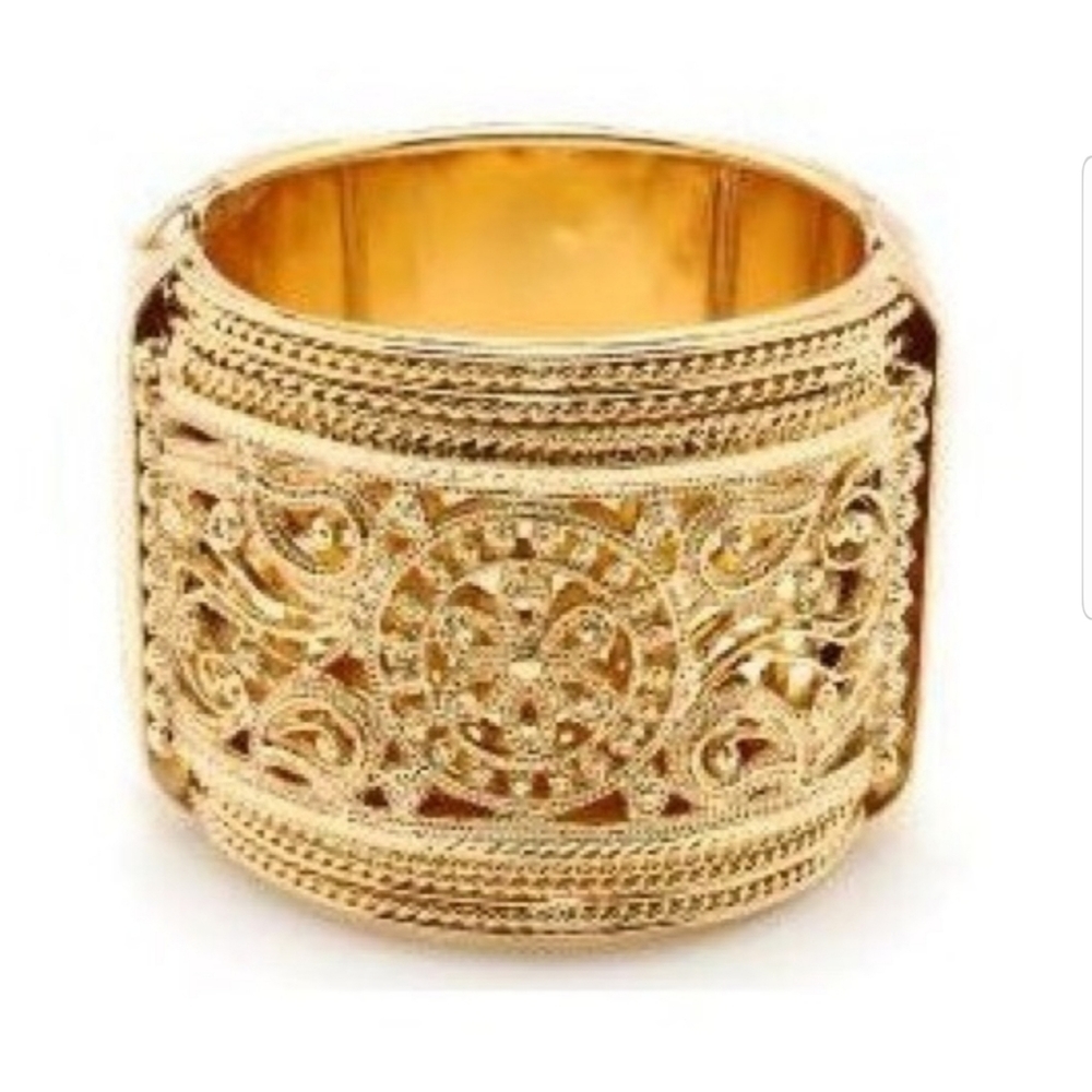 ⚜ Amrita Singh Gold Cuff ⚜